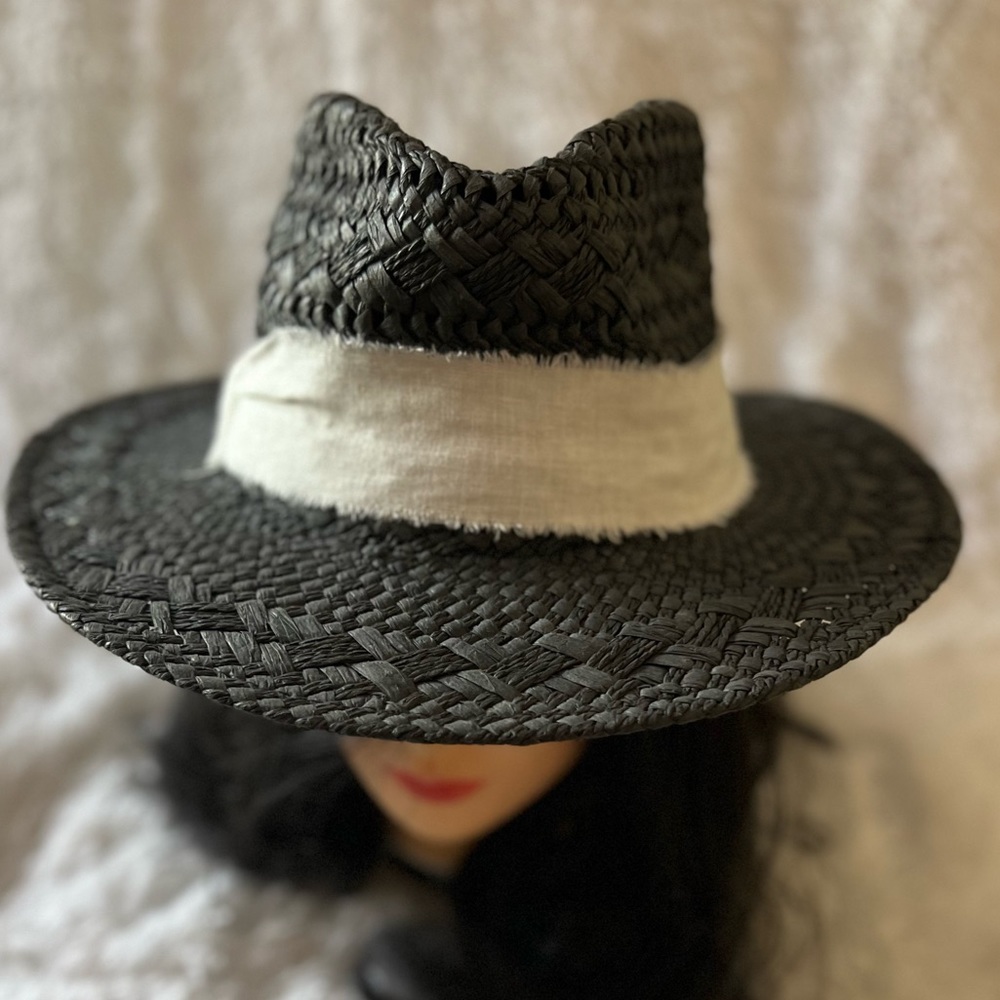 Perfect summer hat! Free People "Hat Attack" with linen band. Lightweight.